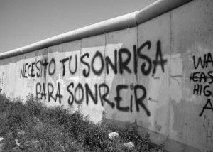necesito tu sonrisa para sonreir