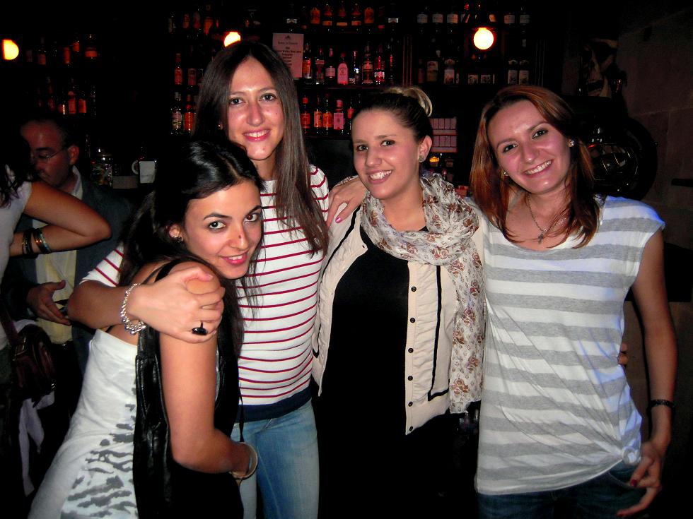ellas amigas ellas amigas