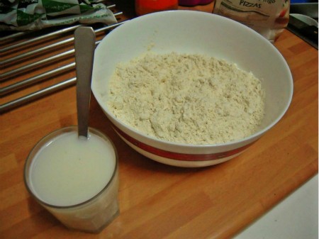 pasos para hacer masa de pizza.jpg