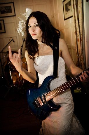 novia rockera