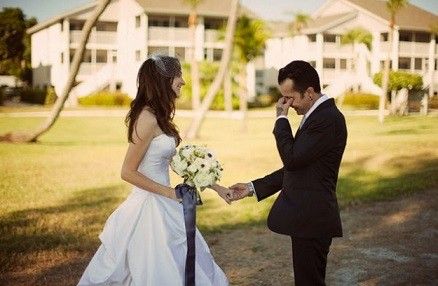 cara de el novio boda