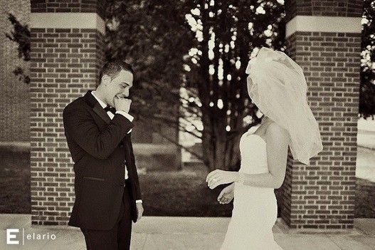 novio ve a novia por primera vez cara boda