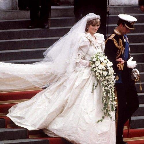 vestido-novia-lady-di-manga-larga