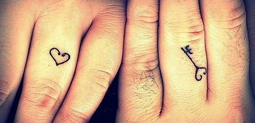 alianza-tatuada-boda