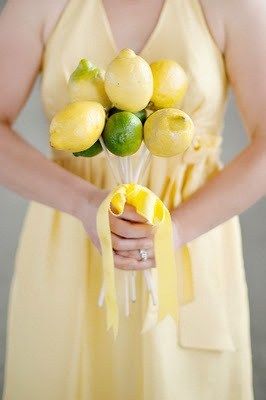 ramo novia limones amarillo by polkadotprintsstudio
