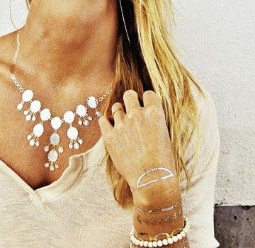 Joyas en tatuajes temporales para la boda