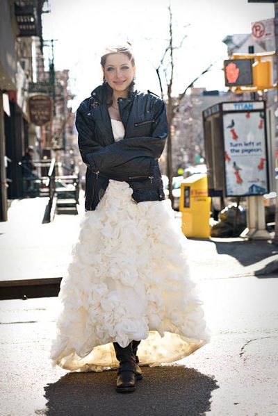 novia-chaqueta-cuero-boda_opt